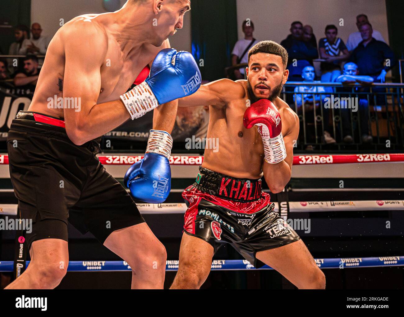 LONDRES, ROYAUME-UNI. 18 août 2023. Khalid Ali vs Nikola Stoyanov - Concours International de poids-Welterweight pendant McCann vs Baluta Fight Night AT Banque D'Images