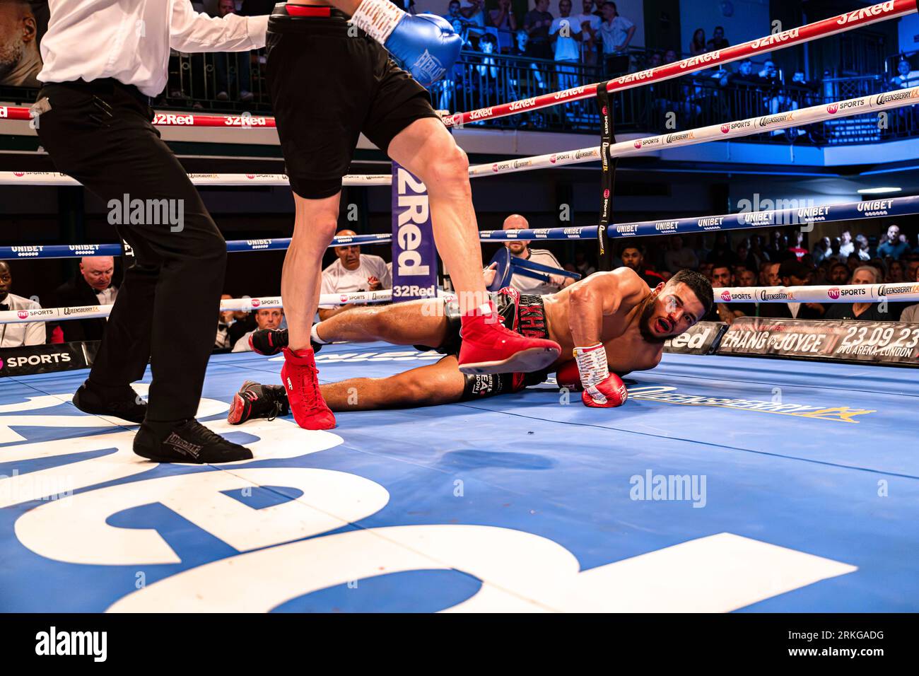 LONDRES, ROYAUME-UNI. 18 août 2023. Khalid Ali vs Nikola Stoyanov - Concours International de poids-Welterweight pendant McCann vs Baluta Fight Night AT Banque D'Images