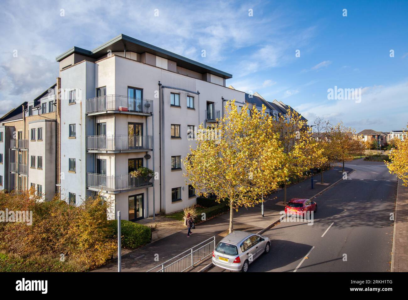 Chariot Way, Cambridge, Angleterre - novembre 8 2018 : immeuble urbain moderne avec balcons dans le développement du parc verger au nord du cit Banque D'Images