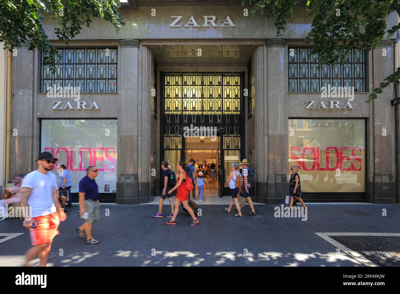 Extérieur du magasin Zara à Nice, France Photo Stock - Alamy