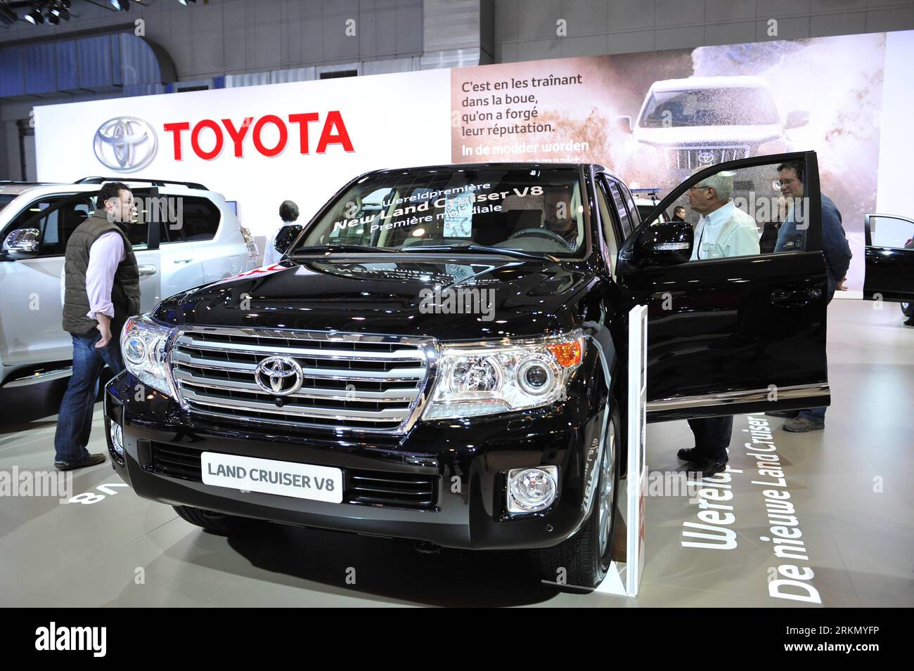 Toyota land cruiser v8 Banque de photographies et d'images à haute