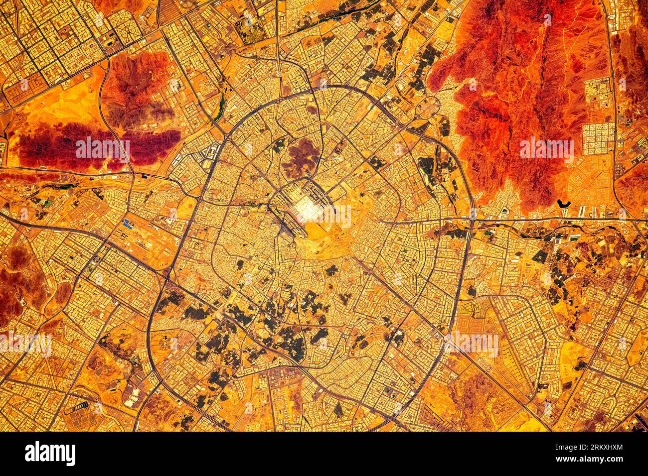 Medina City, Arabie Saoudite. Amélioration numérique d'une image par la NASA. Banque D'Images