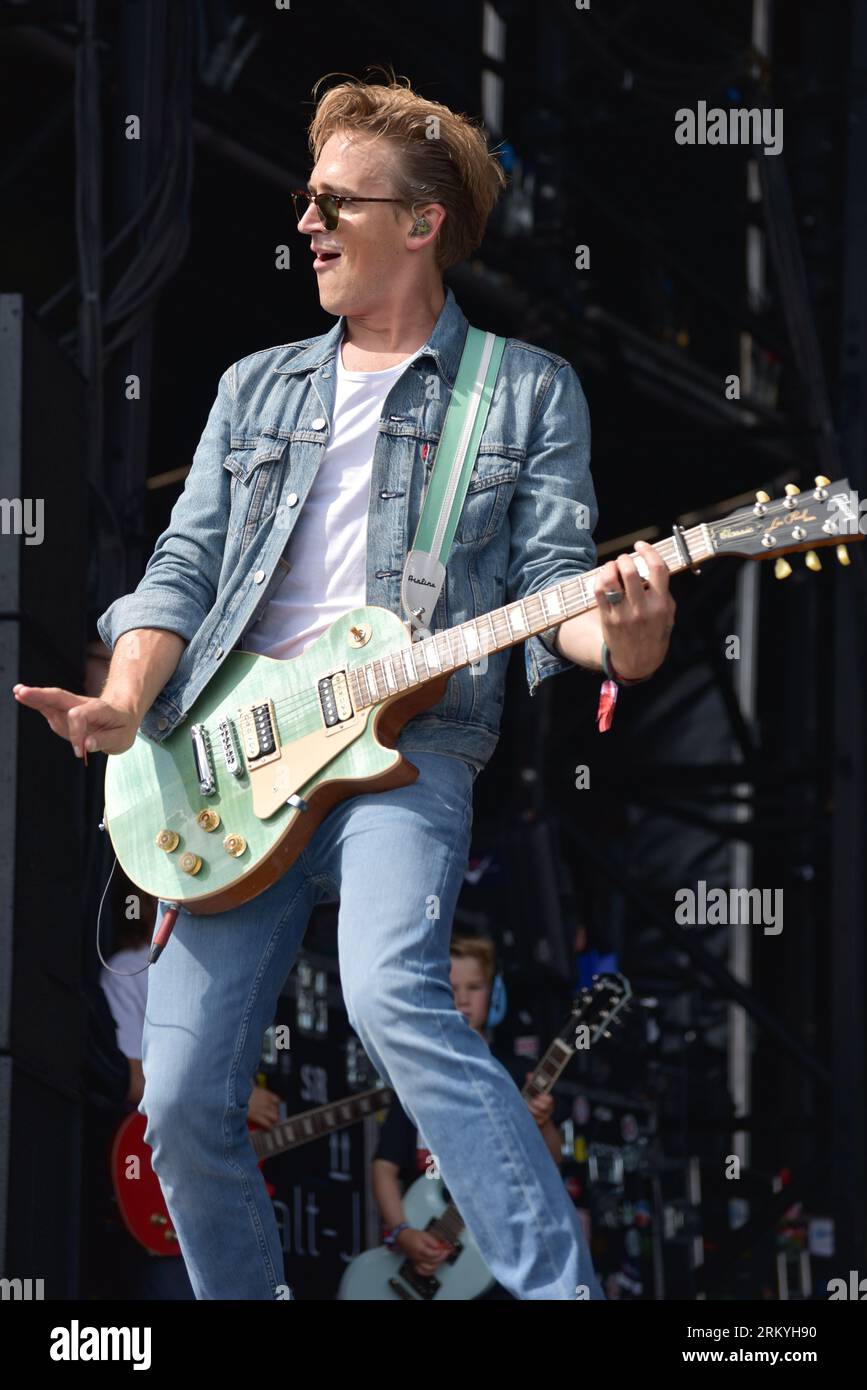 Victorious Festival, Portsmouth/Southsea, le 26 août 2023, McFly ravit les fans en tant qu'invités spéciaux surprenant l'ouverture du Victorious Festival samedi. Crédit : Graham Tarrant/Alamy Live News Banque D'Images