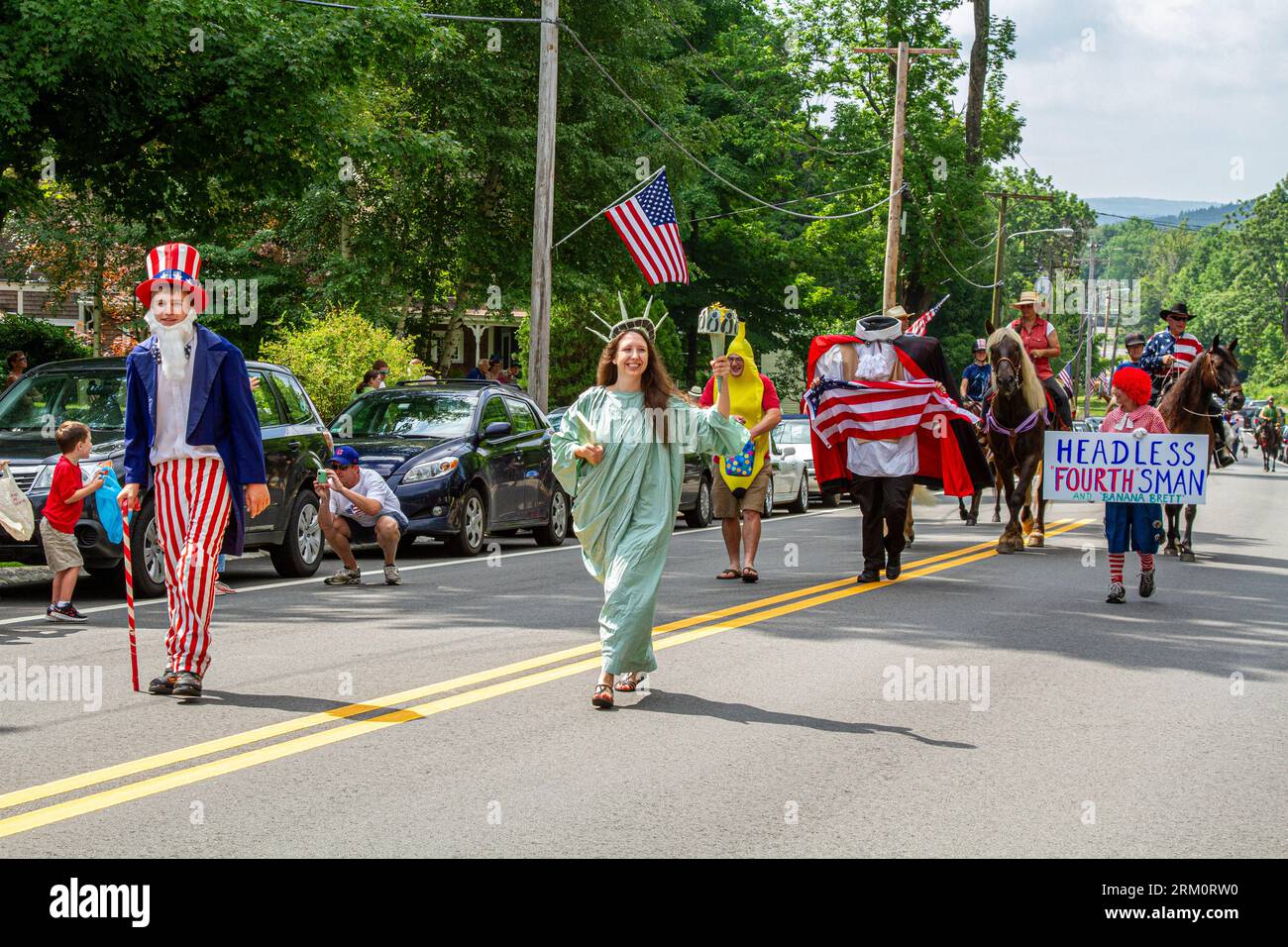 Une célébration du quatrième juillet et un défilé dans une petite ville rurale du Massachusetts Banque D'Images