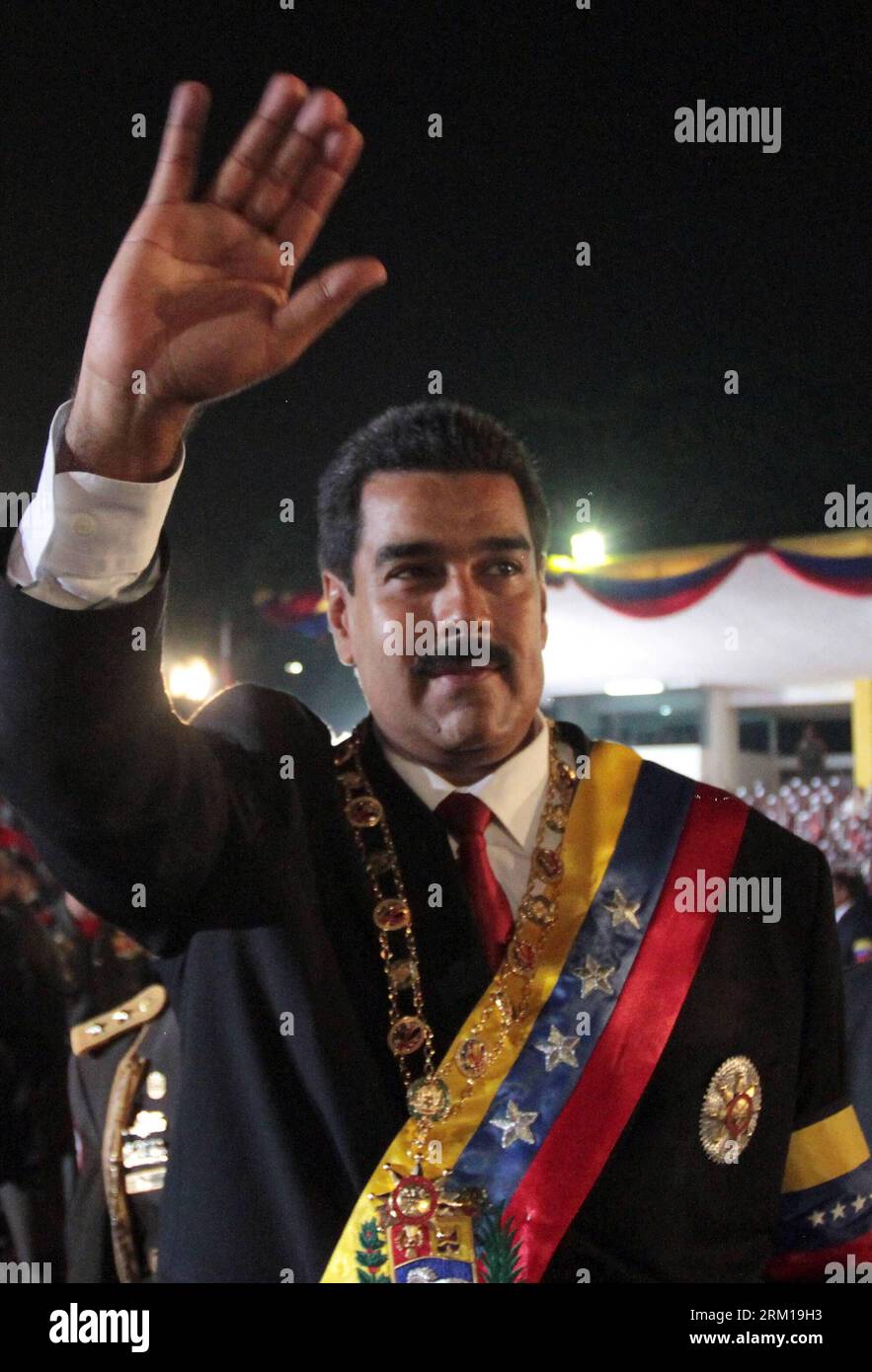 Bildnummer : 59542314 Datum : 19.04.2013 Copyright : imago/Xinhua image fournie par la présidence vénézuélienne montre le président vénézuélien Nicolas Maduro participant à un défilé militaire pour commémorer le 203e anniversaire de l'indépendance, dans la ville de Caracas, capitale du Venezuela, le 19 avril 2013. Nicolas Maduro a prêté serment vendredi en tant que président du Venezuela. (Xinhua/Présidence vénézuélienne) VENEZUELA-CARACAS-GOUVERNEMENT PUBLICATIONxNOTxINxCHN People Politik Vereidigung Venezuela xcb x0x 2013 hoch 59542314 Date 19 04 2013 Copyright Imago XINHUA image fournie par la Presi vénézuélienne Banque D'Images