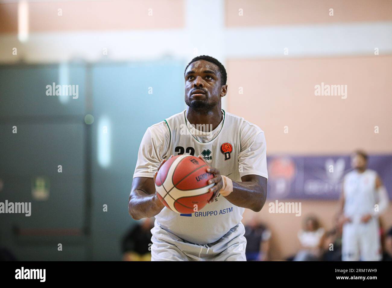 # 32 Retin Obasohan (Bertram Derthona basket Tortona) pendant Bertam Derthona basket vs Reale Mutua Torino, Basketball Test Match à Sauze d'Oulx, Italie, août 26 2023 Banque D'Images