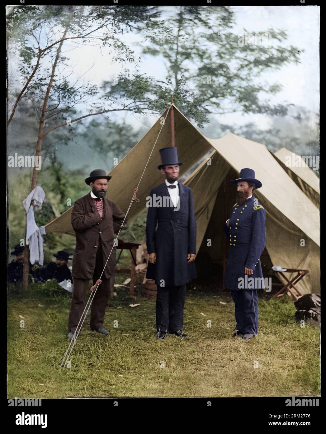 Le président Abraham Lincoln, le major-général John A. McClernand (à droite) et E. J. Allen (Allan Pinkerton, à gauche), chef des services secrets de l'Unite Banque D'Images