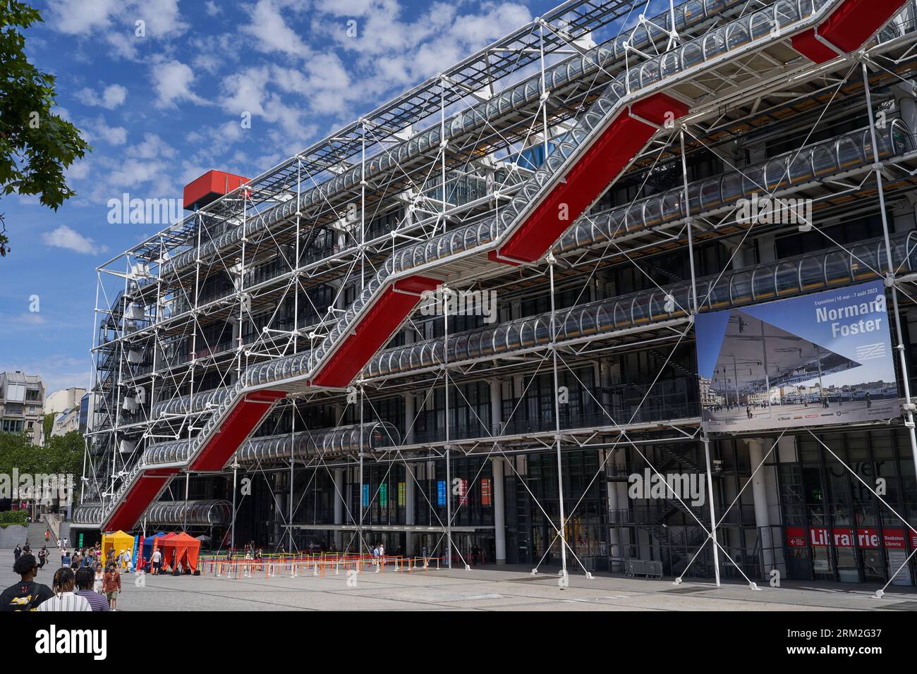 Paris, France - 14 juillet 2023 - façade du Centre Georges Pompidou. Le Centre Georges Pompidou est l'un des musées les plus célèbres de l'a moderne Banque D'Images
