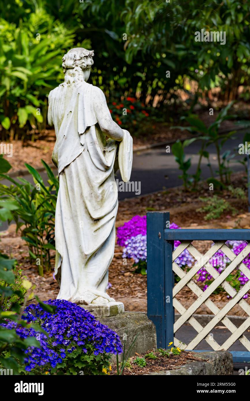 Une sculpture de statue "Spring" dans les jardins botaniques royaux de Sydney, en Australie Banque D'Images