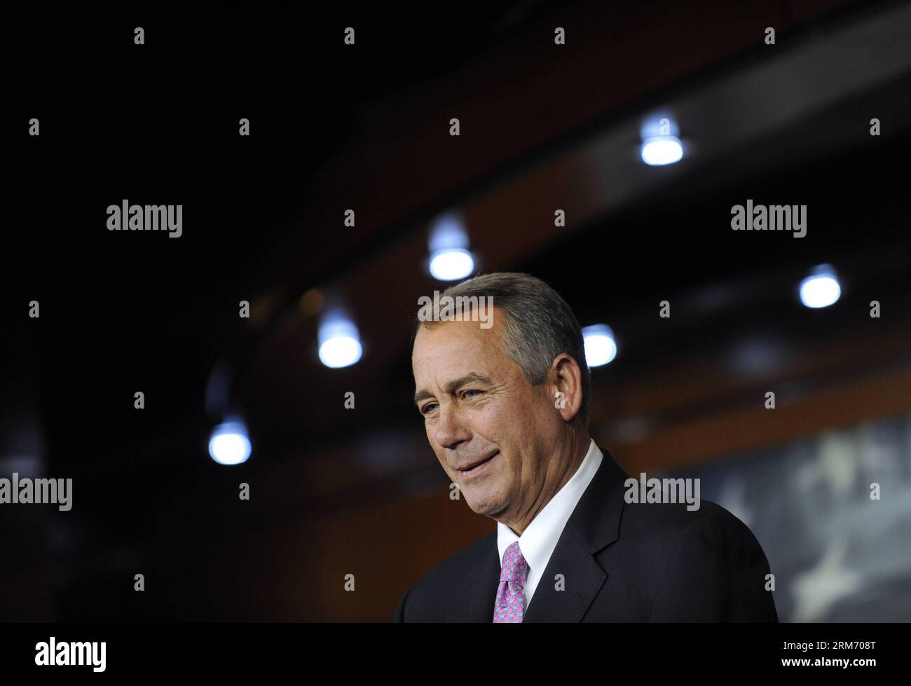 (140206) -- WASHINGTON D.C., 6 février 2014 (Xinhua) -- John Boehner (R-Oh), président de la Chambre des représentants des États-Unis, prend la parole lors d'une conférence de presse sur Capitol Hill à Washington D.C., capitale des États-Unis, le 6 février 2014. Boehner a déclaré jeudi qu'il sera difficile d'adopter une législation sur l'immigration cette année. (Xinhua/Zhang Jun) US-WASHINGTON-POLITICS-BOEHNER-IMMIGRATION PUBLICATIONxNOTxINxCHN Washington D C février 6 2014 XINHUA U S Président John Boehner r Oh parle lors d'une conférence de presse SUR Capitole à Washington D C capitale des États-Unis février 6 2014 Boehner a déclaré jeudi Thatcher IT Banque D'Images