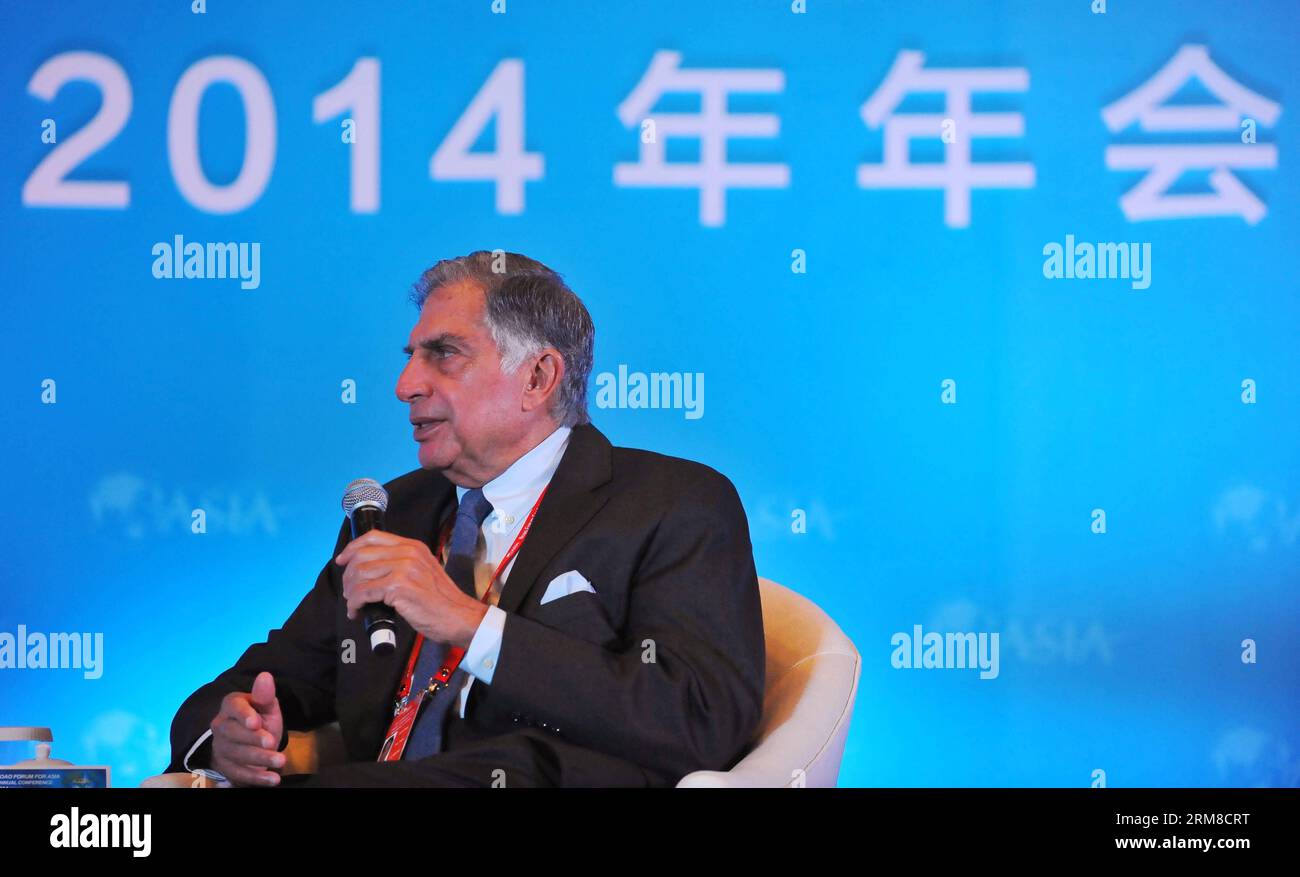 (140409) -- BOAO, 9 avril 2014 (Xinhua) -- Ratan Tata, président émérite de Tata Sons Ltd. De l'Inde, assiste au dialogue du Vigor de l'économie indienne et de la compétitivité des entreprises indiennes avec Zhang Weiying (absent), économiste professionnel de l'Université de Pékin, lors de la conférence annuelle 2014 du Forum Boao pour l Asie (BFA) à Boao, dans la province de Hainan du sud de la Chine, le 9 avril 2014. (Xinhua/Chen Yehua) (wf) CHINA-BOAO-BFA 2014-ZHANG WEIYING-TATA(CN) PUBLICATIONxNOTxINxCHN Boao avril 9 2014 XINHUA Ratan Tata Président émérite de l'Inde S Tata Sons Ltd participe au dialogue de la Vigor de l'Inde Banque D'Images