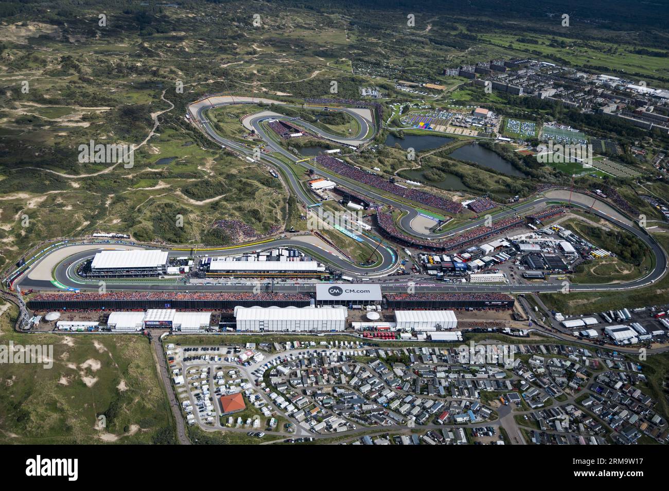 ZANDVOORT - vue aérienne lors du Grand Prix F1 des pays-Bas sur le circuit Zandvoort le 27 août 2023 à Zandvoort, pays-Bas. ANP PETER BAKKER Banque D'Images