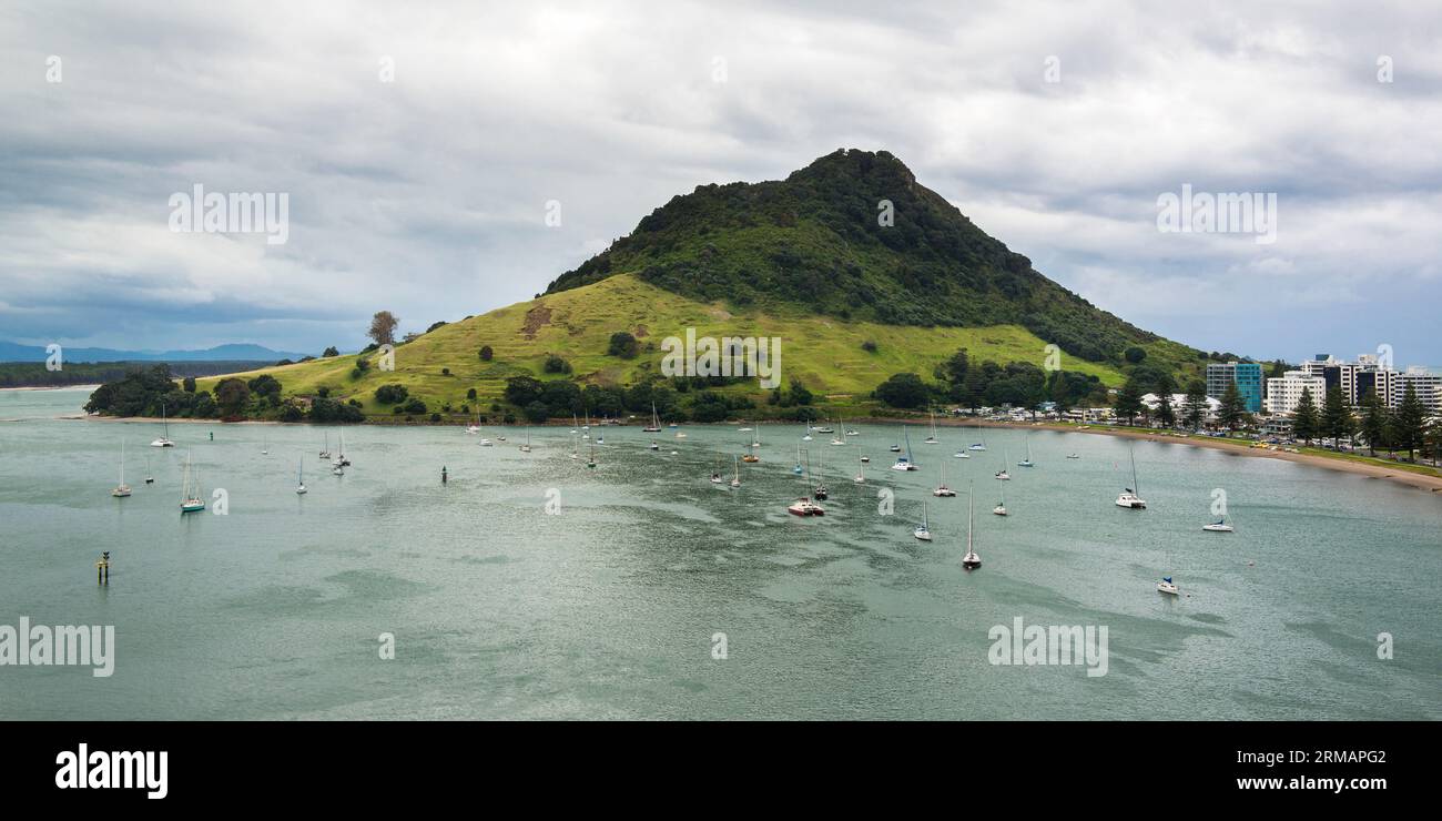 Mont Maunganui, réserve historique de Mauao, baie de Plenty, port de Tauranga, Nouvelle-Zélande Banque D'Images