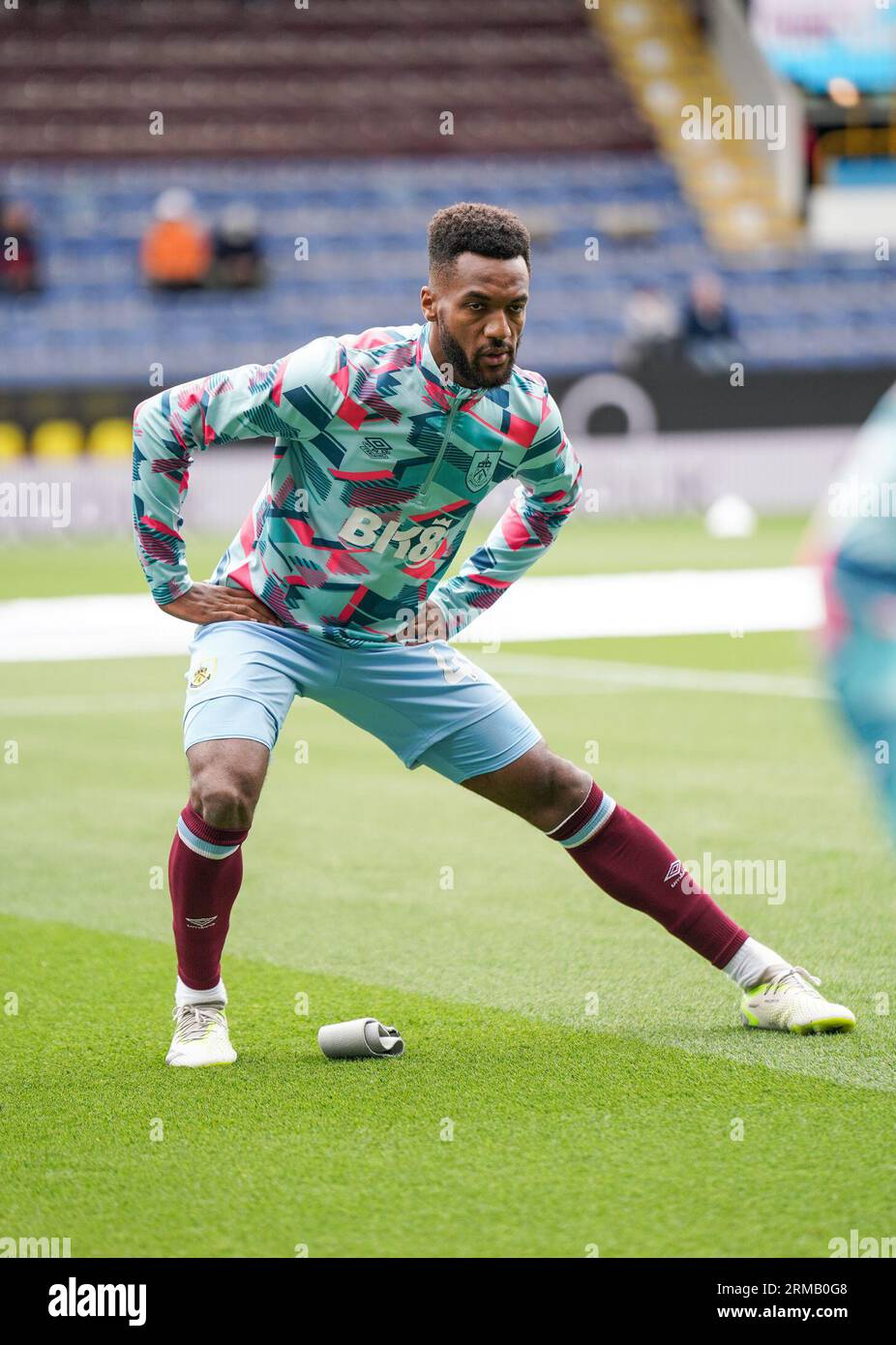 Burnley, Angleterre, 27/08/2023, les joueurs de Burnley FC se réchauffent pour le match Burnley FC contre Aston Villa au Turf Moor Stadium le 27 août 2023 Banque D'Images