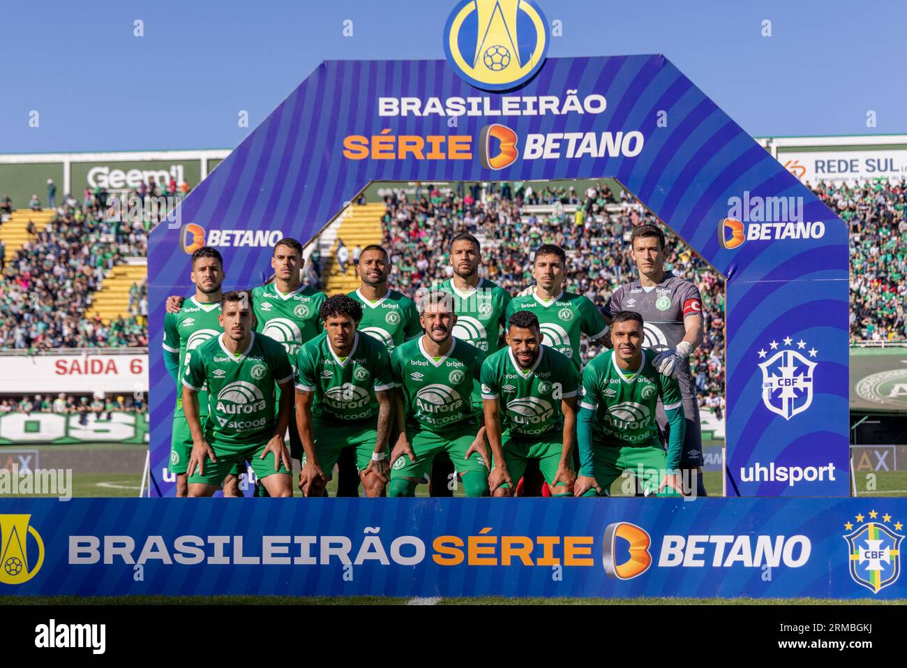 SC - CHAPECO - 27/08/2023 - BRASILEIRO B 2023, CHAPECOENSE X AVAI - Chapecoense les joueurs posent pour une photo avant le match contre avai au stade Arena Conda pour le Campeonato Brasileiro B 2023. Photo : Liamara Polli/AGIF/Sipa USA Banque D'Images