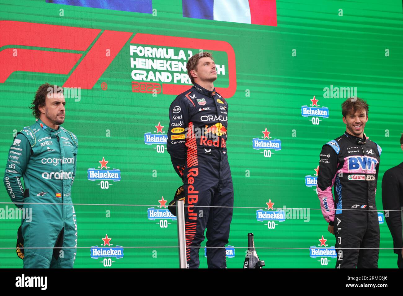 Zandvoort, pays-Bas. 27 août 2023. Zandvoort, pays-Bas, 27. Août 2023 ; Grand Prix de Formule 1 de la FIA néerlandaise, la course, et les célébrations, Podium, Fernando ALONSO, max VERSTAPPEN, vainqueur de la course et Pierre GASLY, 3e place. Formel 1 en Hollande, photo et copyright de Arthur THILL/ATP images (THILL Arthur/ATP/SPP) crédit : SPP Sport Press photo. /Alamy Live News Banque D'Images