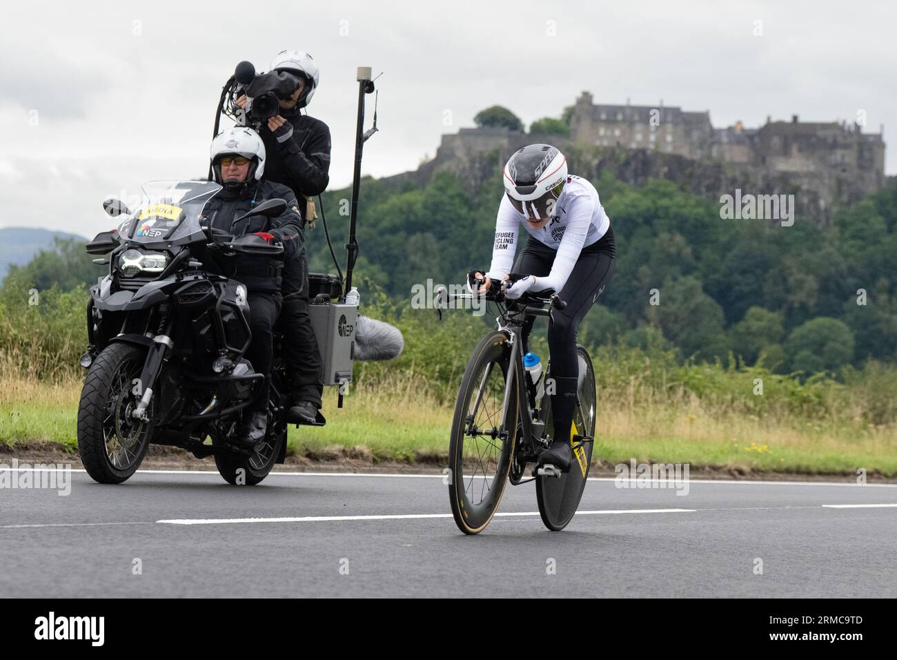 Masomah Ali Zada cycliste pour l'équipe Refugee Cycling Team concourant au contre-la-montre individuel des Championnats du monde de cyclisme pour femmes à Stirling, en Écosse Banque D'Images