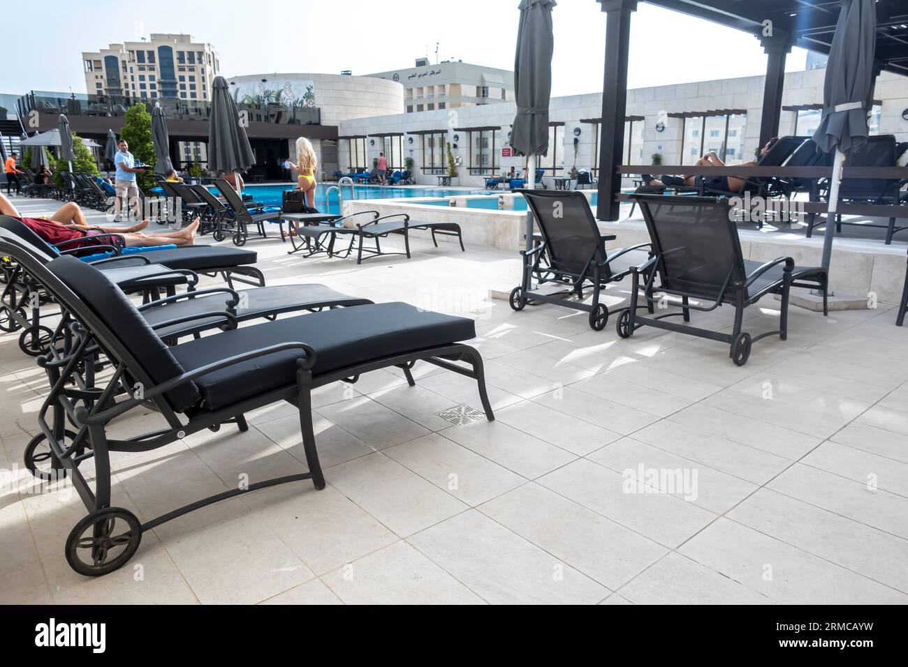 Sheraton Amman Al Nabil Hotel piscine sur le toit Banque D'Images