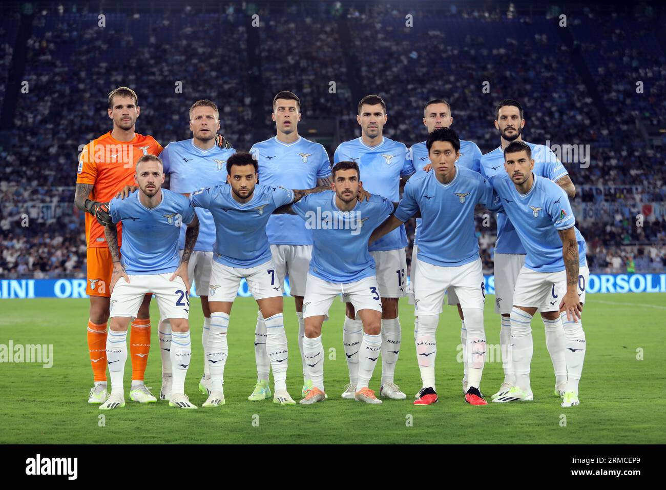 Rome, . 28 août 2023. Rome, Italie 27.08.2023 : Lazio s'aligne avant le match de football Italie Serie A TIM 2023-2024 jour 2, entre SS Lazio vs Gênes CFC au Stade Olympique de Rome. Crédit : Agence photo indépendante/Alamy Live News Banque D'Images