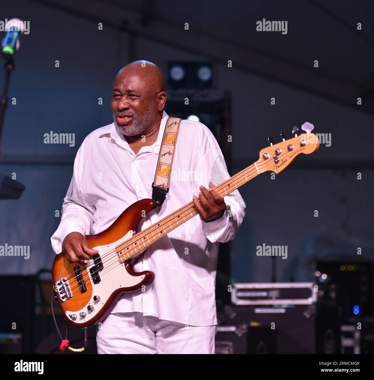 26 août 2023, Virginia Beach, Virginie, États-Unis : le membre de BAR-KAYS JAMES ALEXANDER apporte le funk à la Funk Fest Beach Party qui s'est tenue sur la plage de Virginia Beach, Virginie le 26 août 2023. .. Photo Â© Jeff Moore (image de crédit : © Jeff Moore/ZUMA Press Wire) USAGE ÉDITORIAL SEULEMENT! Non destiné à UN USAGE commercial ! Banque D'Images