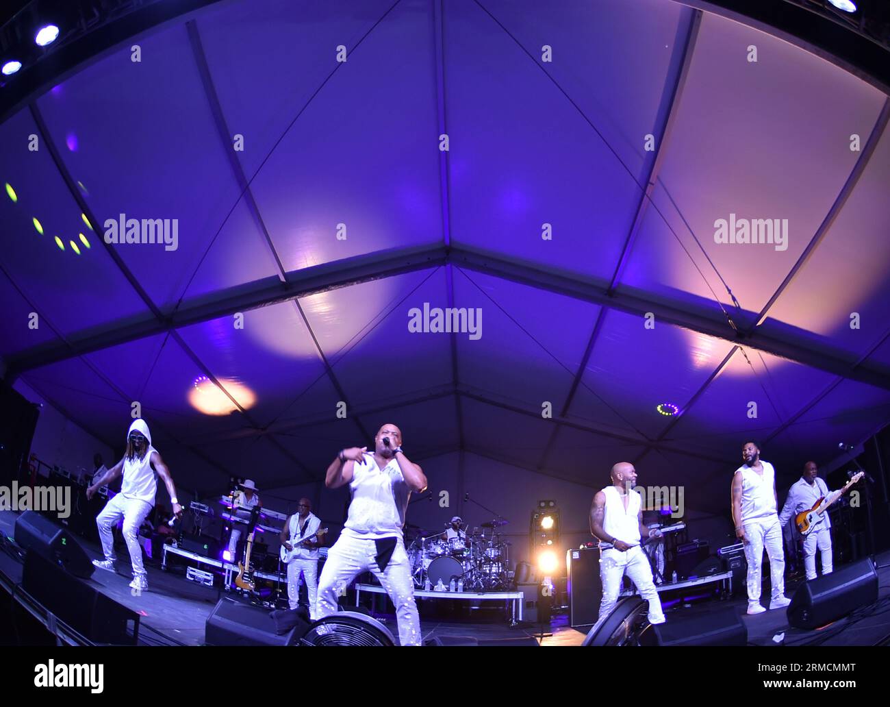 26 août 2023, Virginia Beach, Virginie, États-Unis : les BAR-KAYS apportent le funk à la Funk Fest Beach Party tenue sur la plage de Virginia Beach, Virginie le 26 août 2023. .. Photo Â© Jeff Moore (image de crédit : © Jeff Moore/ZUMA Press Wire) USAGE ÉDITORIAL SEULEMENT! Non destiné à UN USAGE commercial ! Banque D'Images