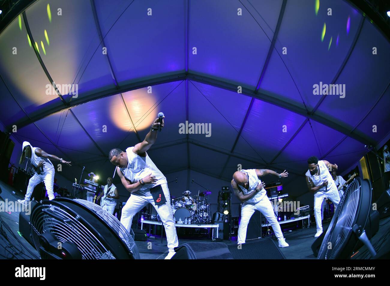 26 août 2023, Virginia Beach, Virginie, États-Unis : les BAR-KAYS apportent le funk à la Funk Fest Beach Party tenue sur la plage de Virginia Beach, Virginie le 26 août 2023. .. Photo Â© Jeff Moore (image de crédit : © Jeff Moore/ZUMA Press Wire) USAGE ÉDITORIAL SEULEMENT! Non destiné à UN USAGE commercial ! Banque D'Images