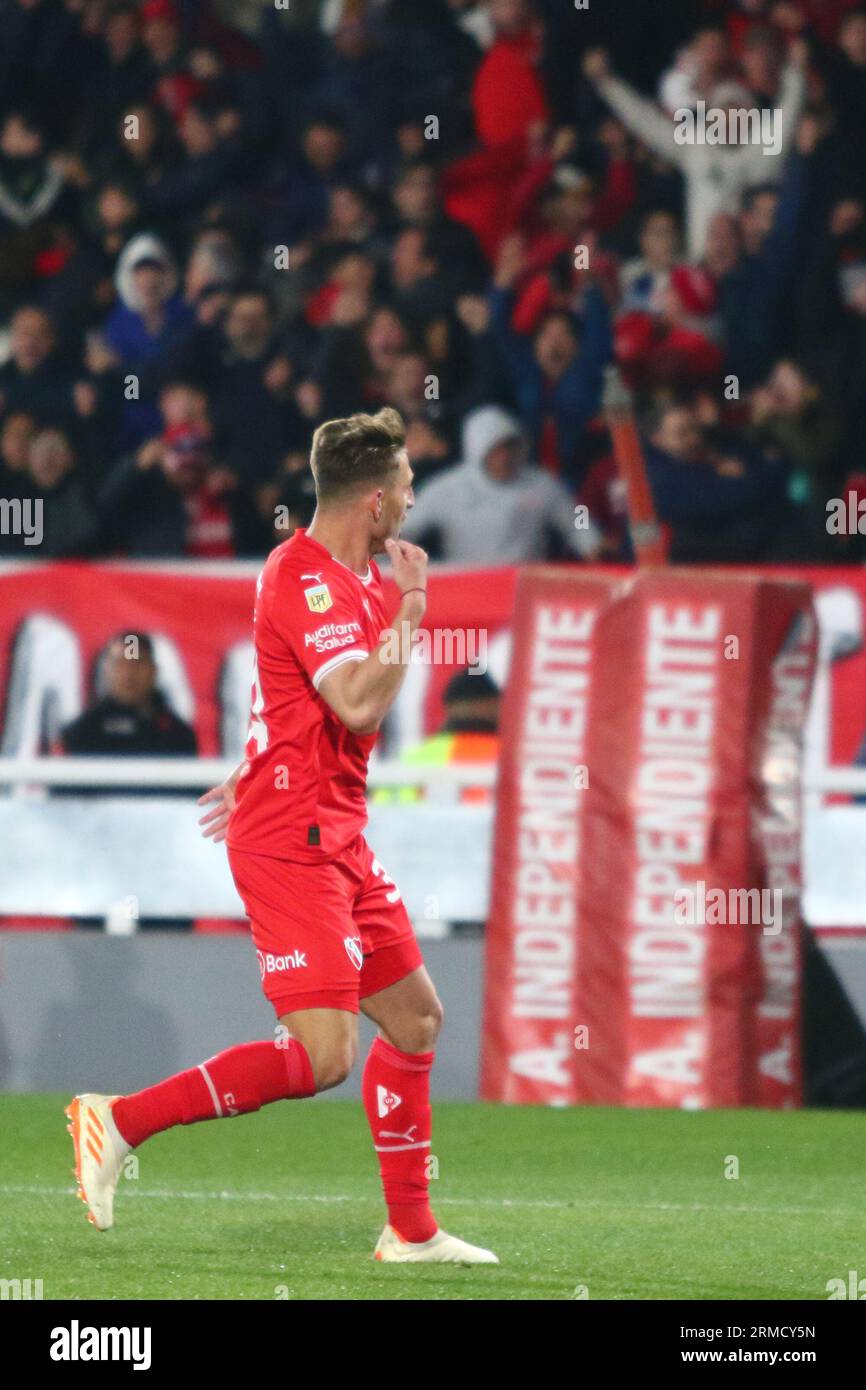 Buenos Aires, Argentine. 27 août 2023. Matias Gimenez Rojas d’Indpendiente célèbre son but lors du match pour le 2e tour de la coupe Argentine Liga Profesional de Fútbol Binance à Libertadores de América Ricardo E Bochini ( crédit : Néstor J. Beremblum/Alamy Live News Banque D'Images