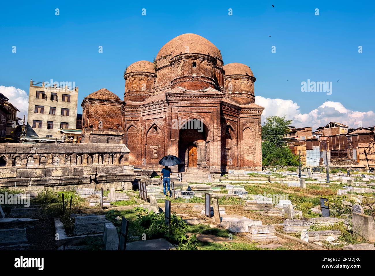 La tombe de la mère de Zain-ul-Abidin (tombe de Badshah), Srinagar, Cachemire, Inde Banque D'Images