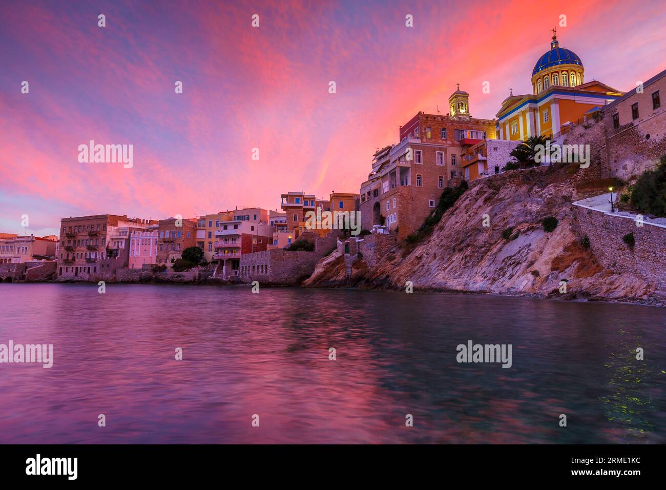 Quartier Vaporia d'Ermoupoli ville sur l'île de Syros. Banque D'Images