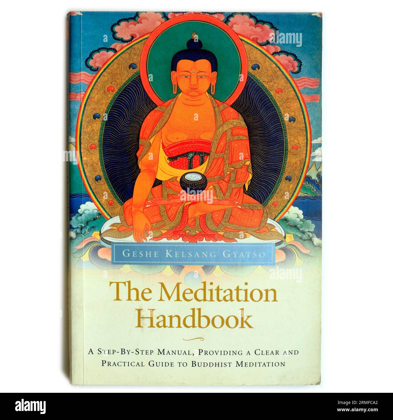 Le Manuel de méditation. Un manuel étape par étape. Geshe Kelsang Gyatso. Couverture de livre sur fond blanc. Banque D'Images