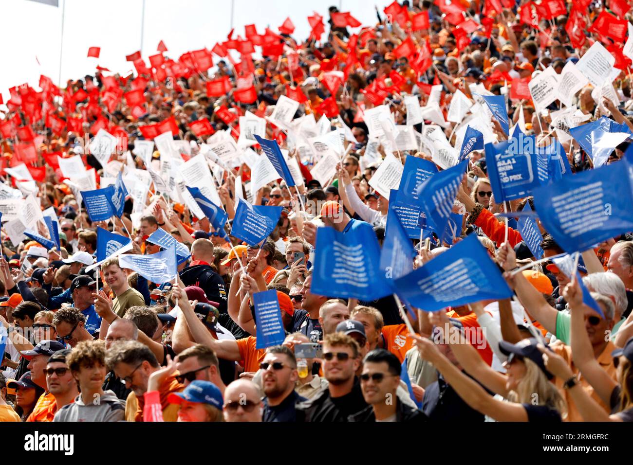 Zandvoort, pays-Bas. 27 août 2023. Spectateurs, Grand Prix F1 des pays-Bas au circuit Zandvoort le 27 août 2023 à Zandvoort, pays-Bas. (Photo de HIGH TWO) crédit : dpa/Alamy Live News Banque D'Images