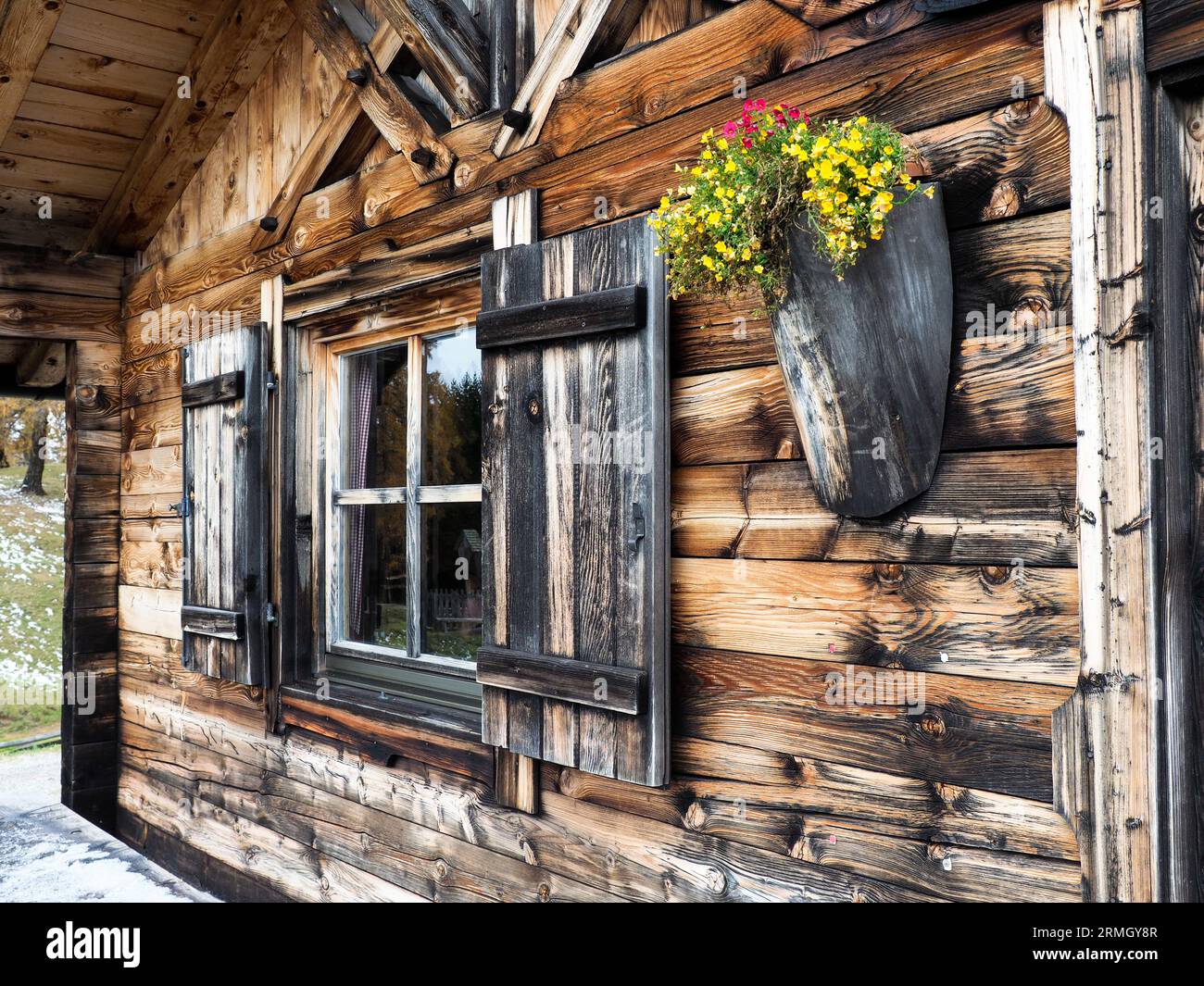 Avelengo, Italie : cabane alpine typique du Tyrol du Sud Banque D'Images