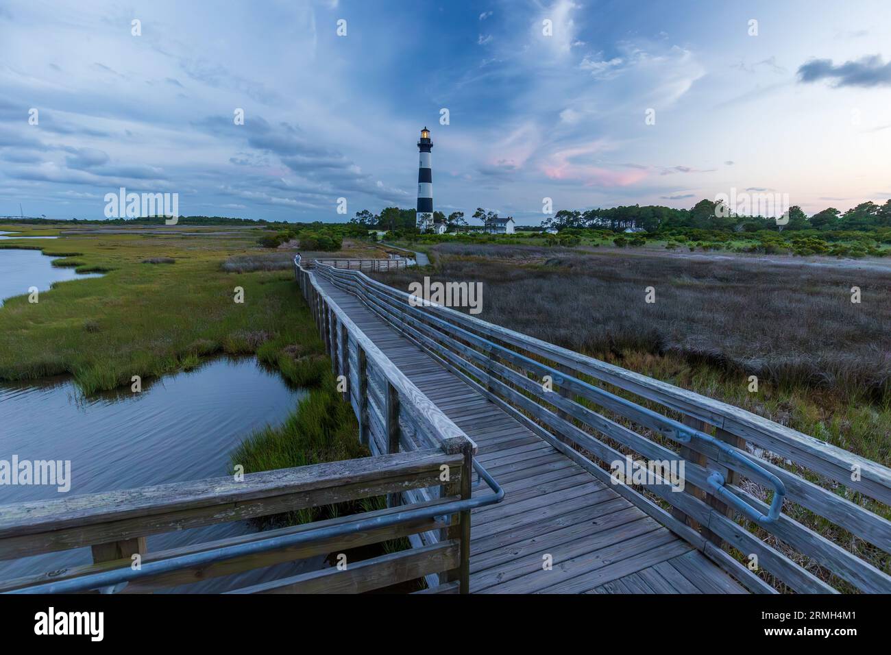 Phare de Bodie Island à l'aube sur les Outer Banks en Caroline du Nord, USA Banque D'Images