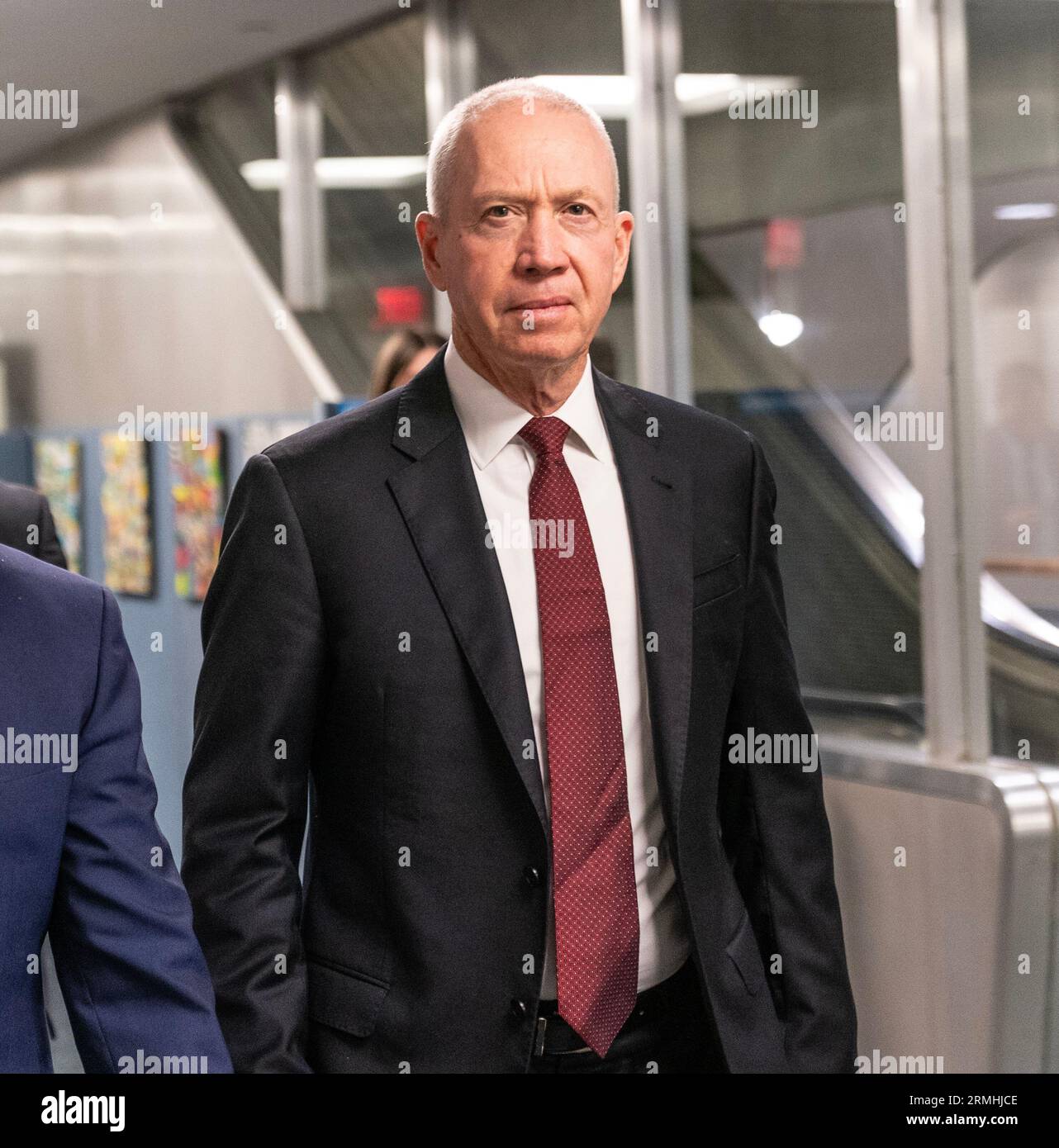 New York, États-Unis. 28 août 2023. Yoav Gallant, ministre de la Défense de l'État d'Israël visite le siège des Nations Unies à New York (photo de Lev Radin/Pacific Press) crédit : Pacific Press Media production Corp./Alamy Live News Banque D'Images