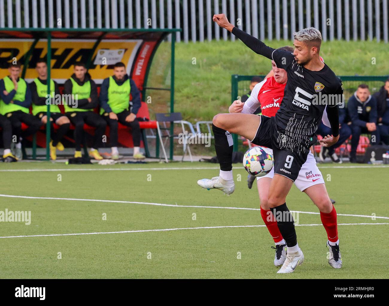 Solitude, Belfast, Irlande du Nord, Royaume-Uni. 03 août 2023. UEFA Europa Conference League deuxième tour de qualification (2e manche) – Larne contre Ballkani. Albion Rrahmani (9), footballeur du FC Ballkani. Banque D'Images