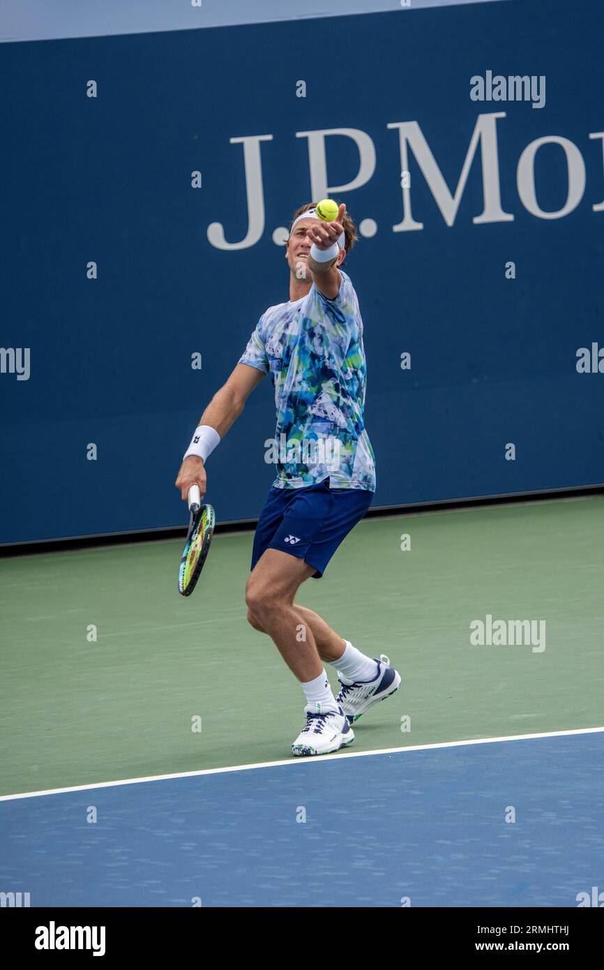 Casper Ruud (NOR) participe à la ronde 1 de l'US Open de tennis 2023 Banque D'Images