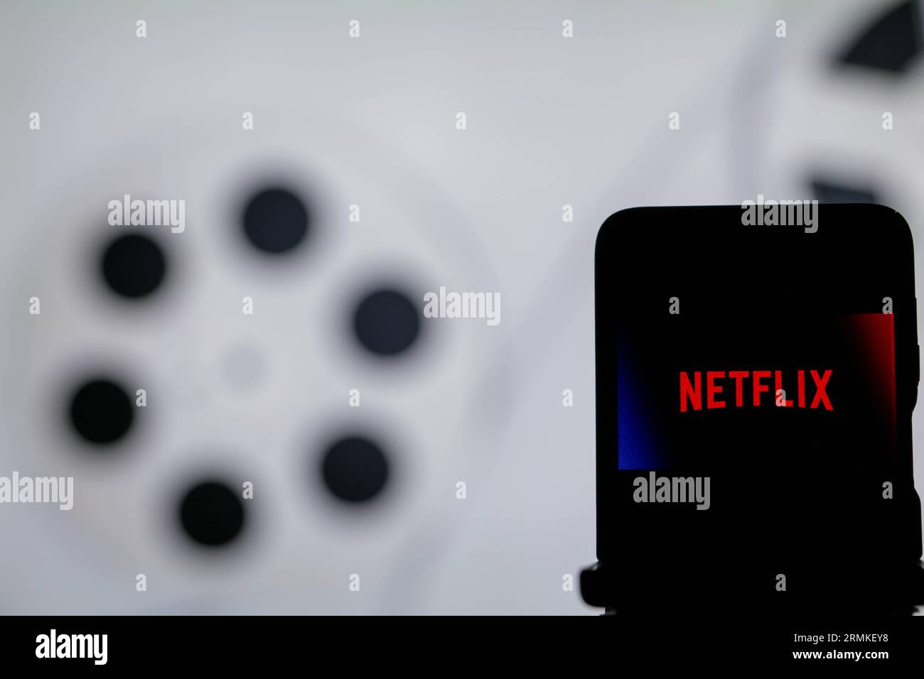 26 août 2023 : Gaziantep, Turquie. 28 août 2023. Le logo de l'application Netflix sur un smartphone. Netflix est un service de streaming de films, séries et émissions télévisées et documentaires, disponible sur abonnement. Il est détenu et exploité par Netflix, Inc. (Image de crédit : © Muhammad ATA/IMAGESLIVE via ZUMA Press Wire) USAGE ÉDITORIAL SEULEMENT! Non destiné à UN USAGE commercial ! Banque D'Images