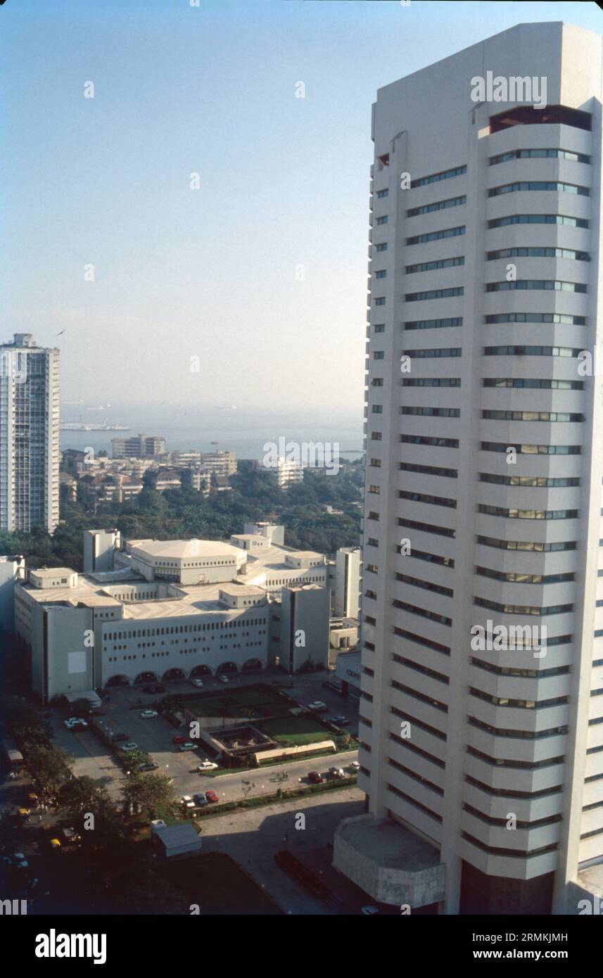 Arial vue de Nariman point depuis Cuffe Parade, South Mumbai, quartier des affaires, Inde Banque D'Images