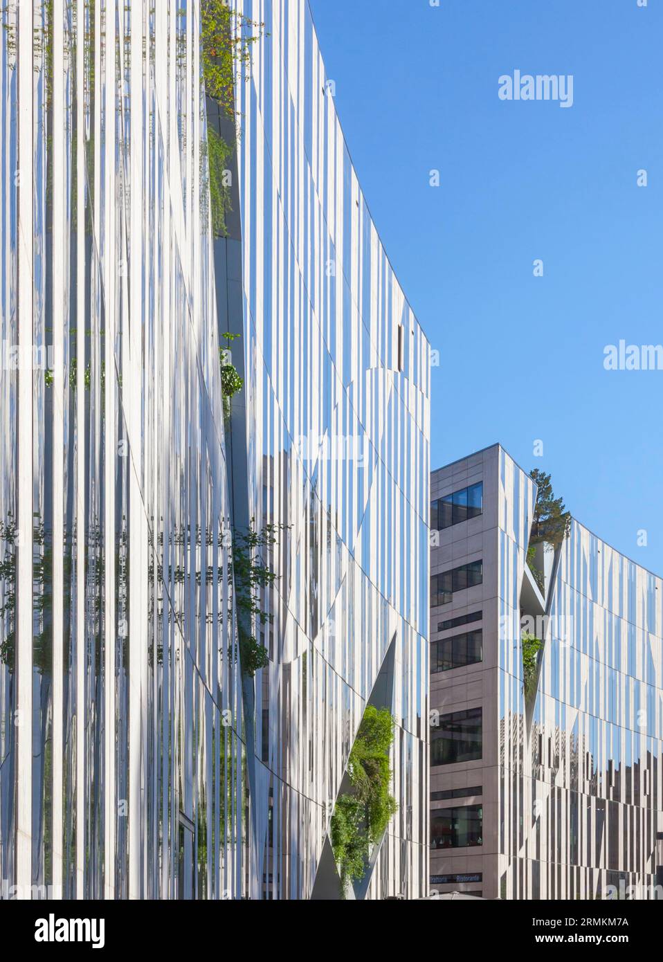 Allemagne, Duesseldorf, Koe-Bogen Architecture par Daniel Libeskind Banque D'Images