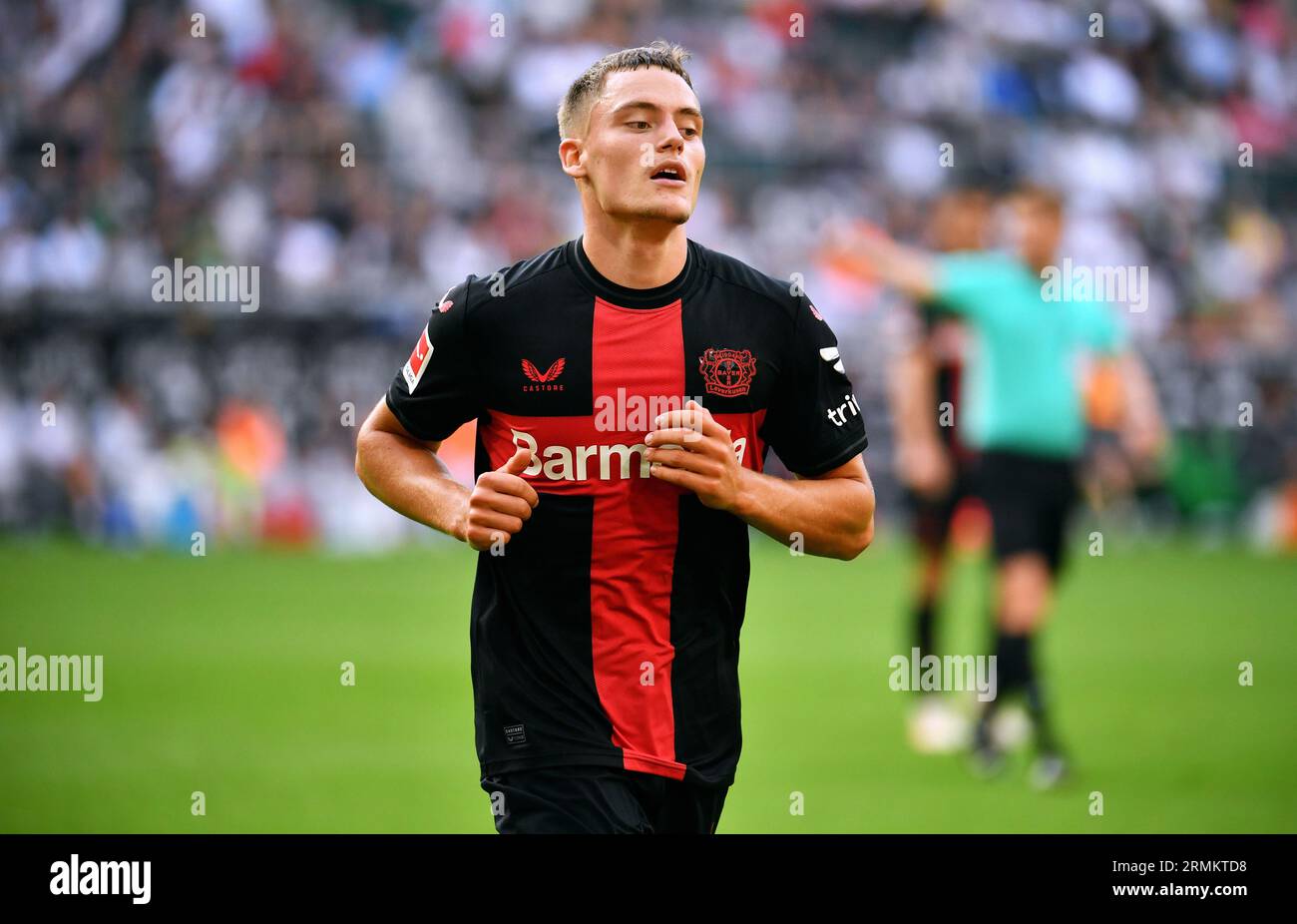 Bundesliga, Borussia Park Mönchengladbach : Borussia Mönchengladbach vs Bayer Leverkusen ; Florian Wirtz (LEV) Banque D'Images