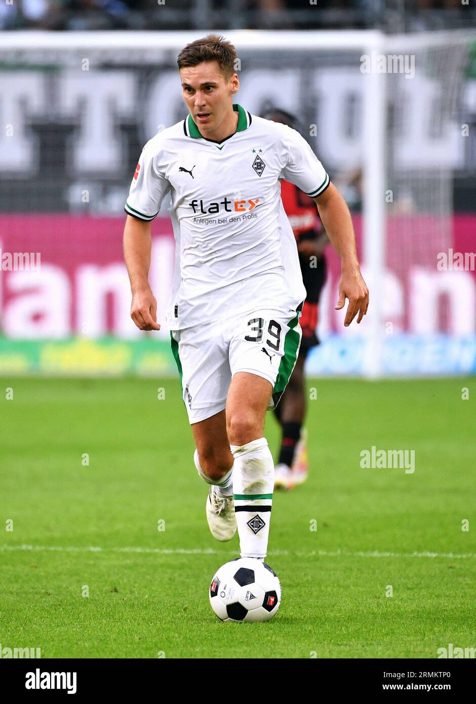 Bundesliga, Borussia Park Mönchengladbach : Borussia Mönchengladbach vs Bayer Leverkusen ; Maximilian Wöber (BMG) Banque D'Images