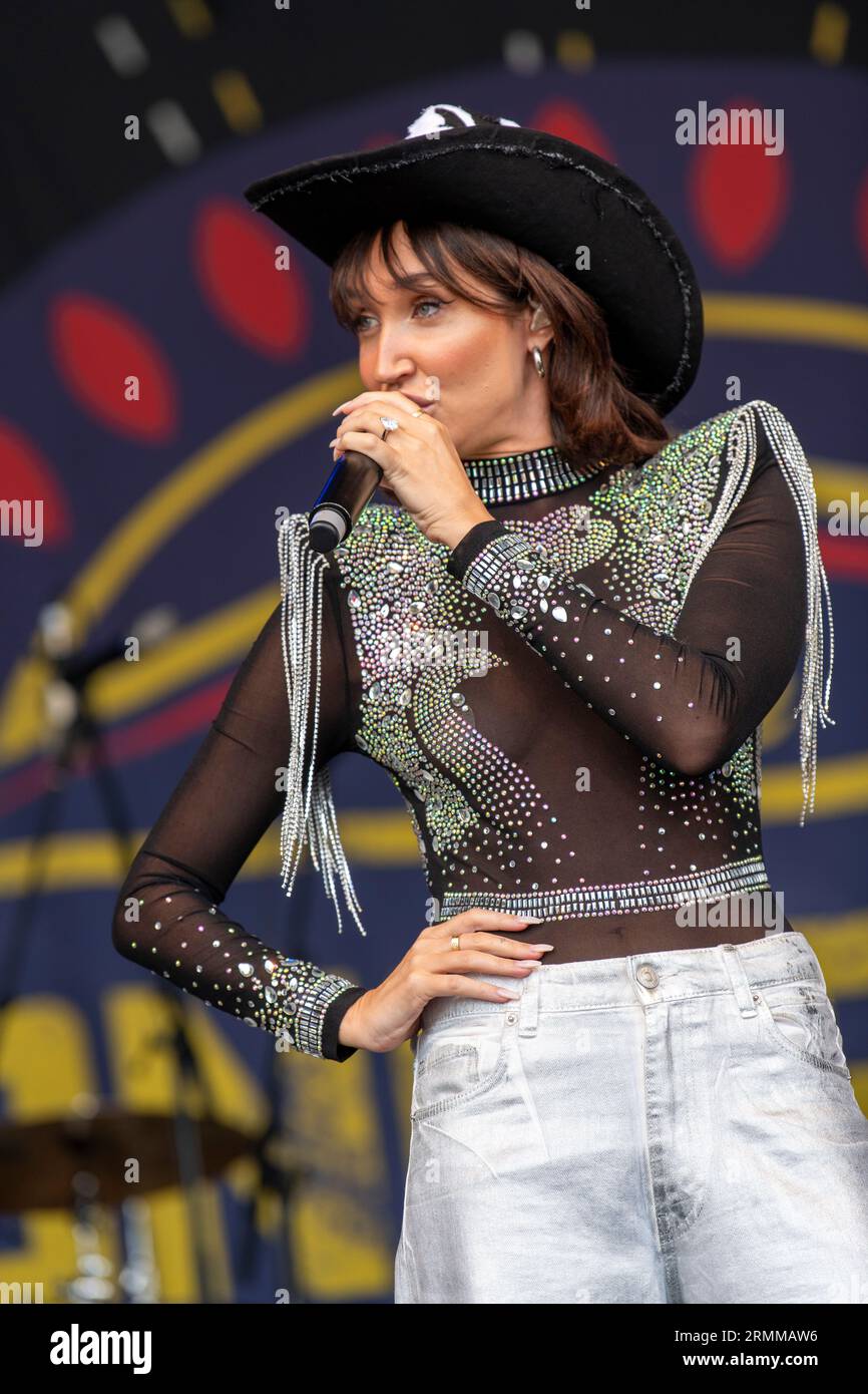 Megan McKenna en direct au festival long Road 23 Banque D'Images