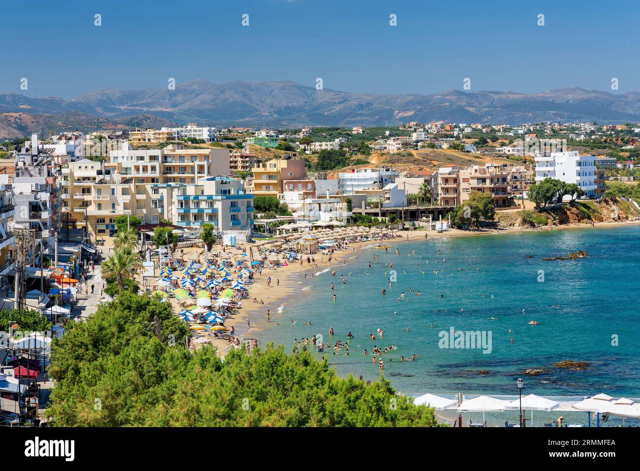 La station balnéaire de Nea Chora dans la ville de Chania en Crète occidentale (Grèce) Banque D'Images