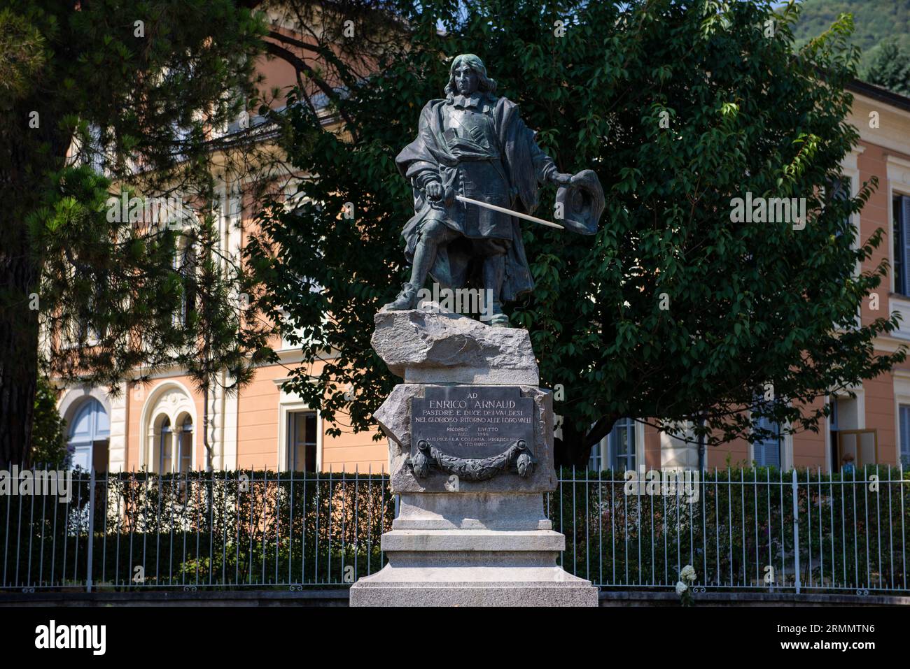 Torre Pellice, Italie 25/08/2023 : statue à la mémoire d'Enrico Arnoud, pasteur et commandant des Vaudois dans le glorieux rapatriement dans leurs Vallées en 1689. © Andrea Sabbadini Banque D'Images