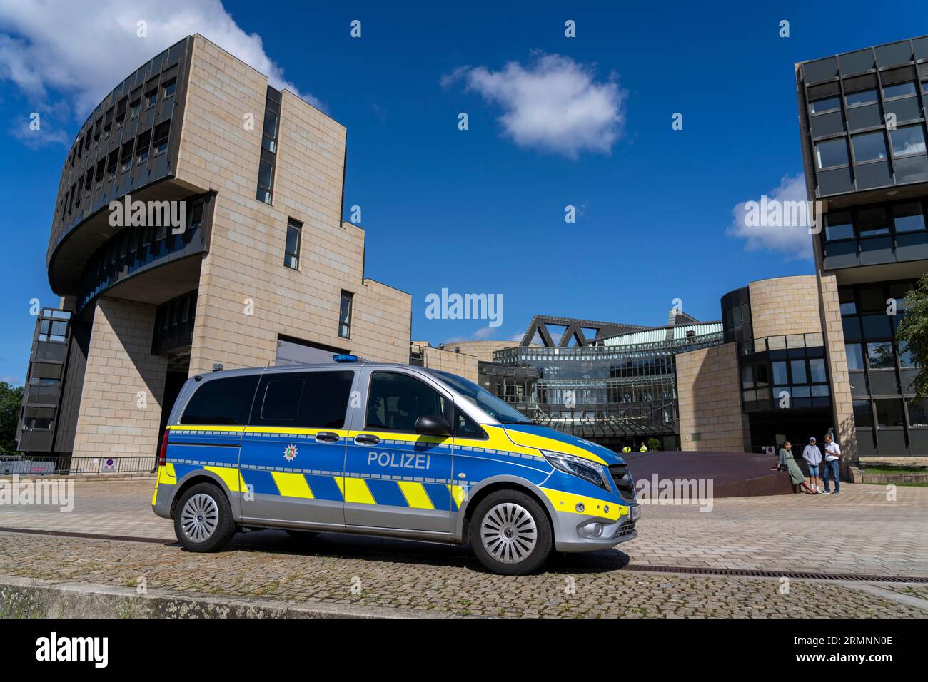 Construction du Landtag NRW à Düsseldorf, véhicules de police, protection des objets, protection policière, NRW, Allemagne Banque D'Images