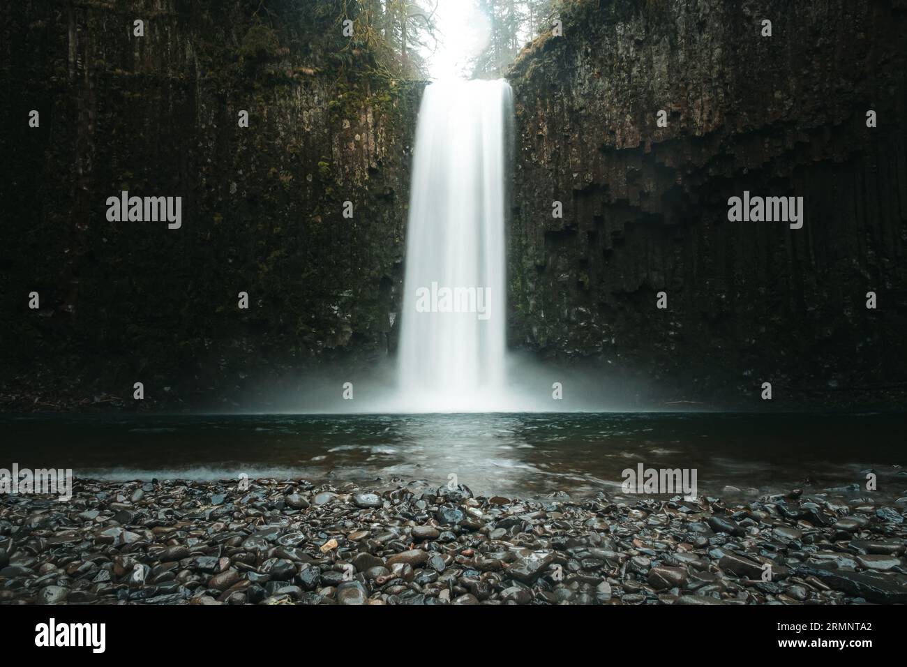 Abiqua Falls longue exposition, Oregon Banque D'Images