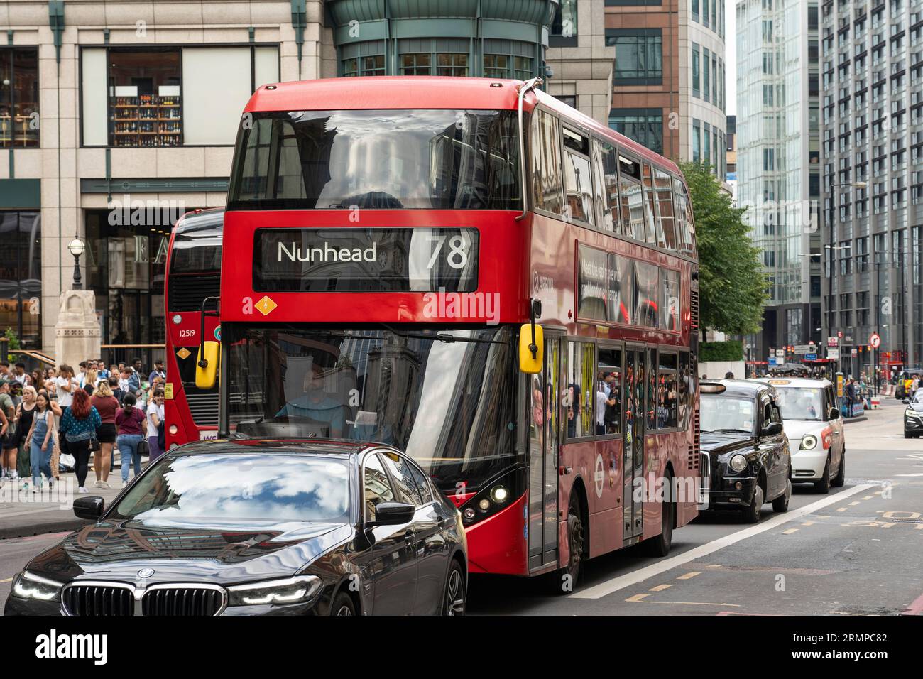 Un bus à impériale rouge, le numéro 78 Nunhead, sur la route A10. Londres, Royaume-Uni. Concept : transport public, transport pour Londres (TFL) Banque D'Images