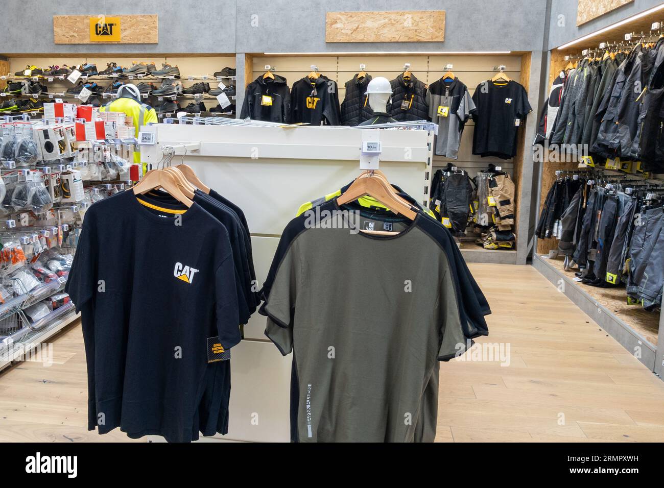 Magasin caterpillar paris 2025
