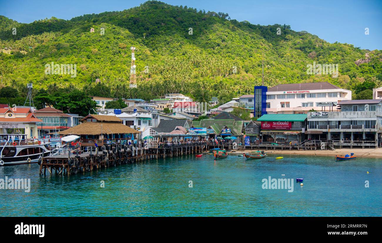 23-2023-Ko Tao Thaïlande-ponton d'arrivée ou de départ pour les touristes venant séjourner sur l'île Banque D'Images