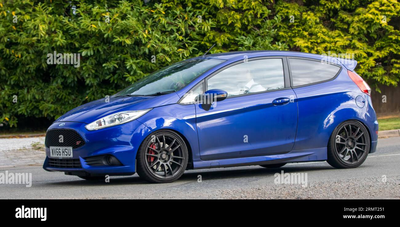 Ford fiesta st 3 turbo Banque de photographies et d’images à haute ...